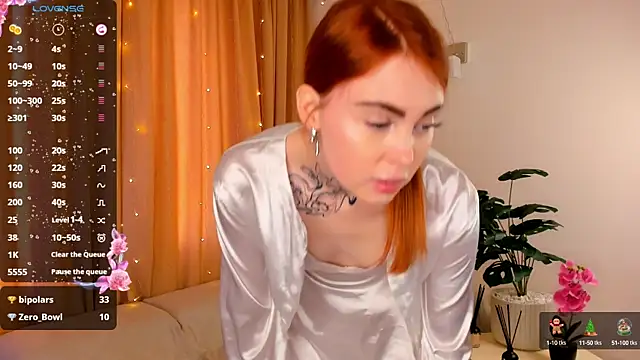 ChelseaGallamore online show from December 4, 9:34 am