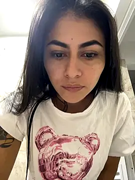 Snapshot of emilie_xx_ chatting on October 5, 2:41 pm emilie xx online show from October 5, 2:41 pm