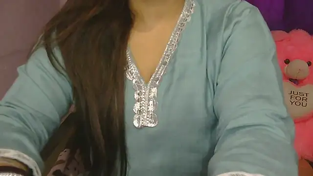 cutie-taara online show from February 26, 3:17 am