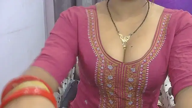cutie-taara online show from October 12, 4:14 am