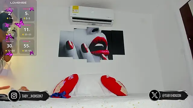 TabyJhonson online show from October 28, 12:59 pm