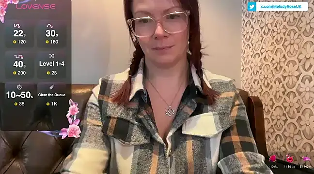 Snapshot of MelodyRoseUk chatting on February 26, 11:11 am MelodyRoseUk online show from February 26, 11:11 am