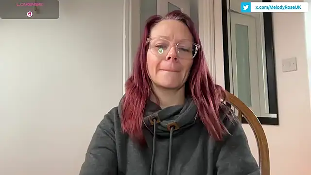 Snapshot of MelodyRoseUk chatting on February 13, 11:32 am MelodyRoseUk online show from February 13, 11:32 am