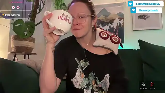 MelodyRoseUk online show from March 7, 10:10 am