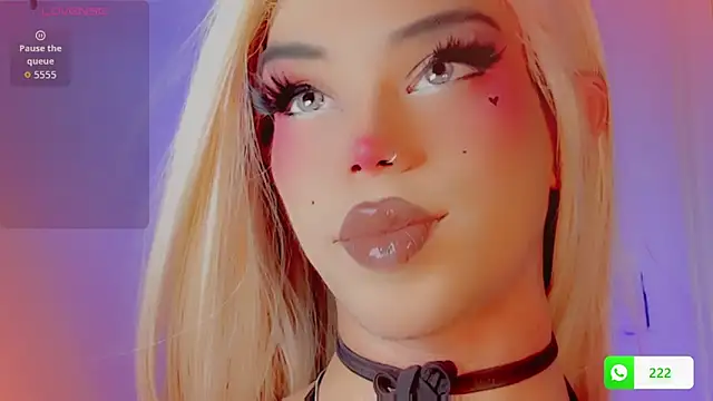 DanniLee  online show from December 14, 7:19 pm