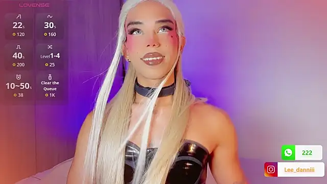 DanniLee  online show from March 6, 7:09 pm