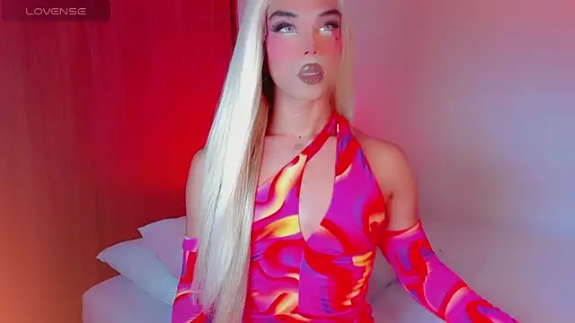 DanniLee  online show from March 10, 7:07 pm