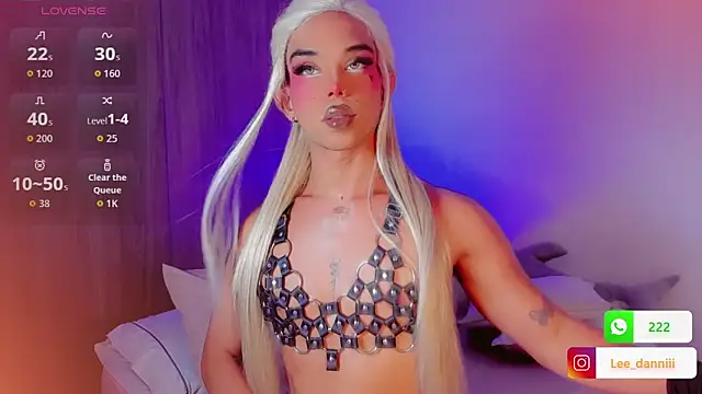 DanniLee  online show from March 7, 7:08 pm