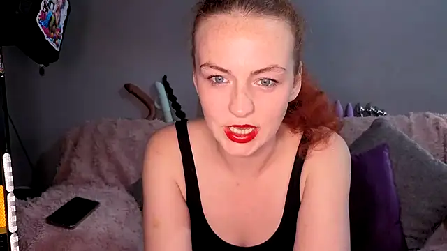 ENGLISHEMILY 69 online show from October 29, 11:09 am