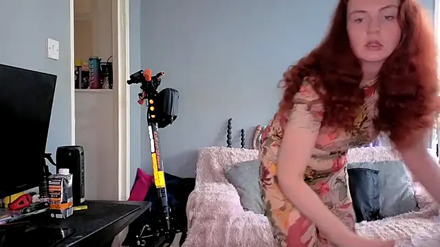 ENGLISHEMILY 69 online show from October 9, 11:33 am