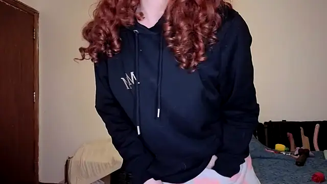 ENGLISHEMILY 69 online show from January 6, 8:46 pm