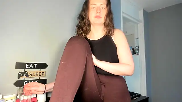 ENGLISHEMILY 69 online show from March 10, 11:55 am