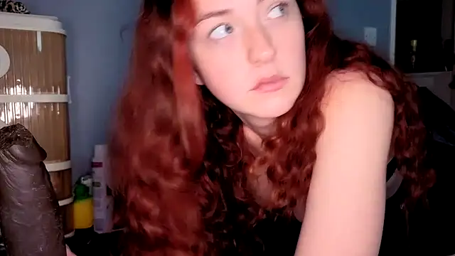 ENGLISHEMILY 69 online show from October 7, 8:26 am