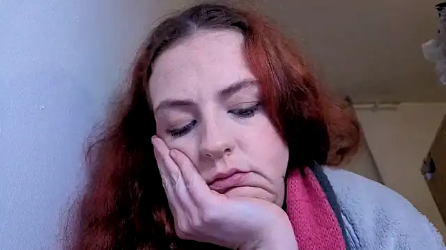 ENGLISHEMILY 69 online show from December 2, 10:22 pm