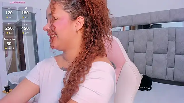 zulyjones online show from February 10, 12:48 pm