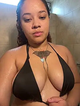 zulyjones online show from July 14, 7:42 pm