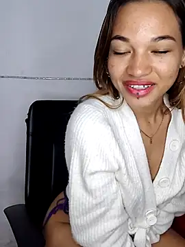 carolanyi online show from October 31, 5:04 am