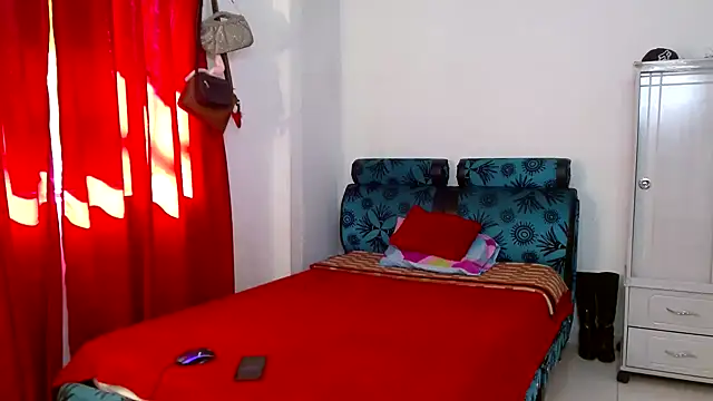 carolanyi online show from May 7, 7:39 pm