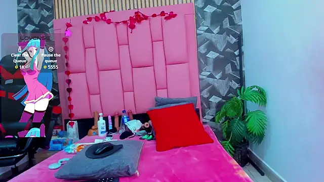 Brithanyslim online show from March 14, 6:58 pm