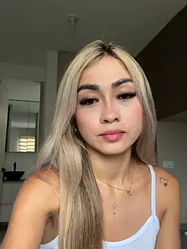 Snapshot of Annyy_Ricee28 chatting on July 2, 2:23 pm Annyy Ricee28 online show from July 2, 2:23 pm