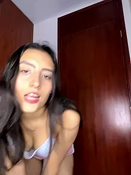 EmySofia online show from January 16, 4:22 pm