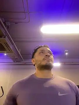 JossAckland online show from February 26, 6:08 pm