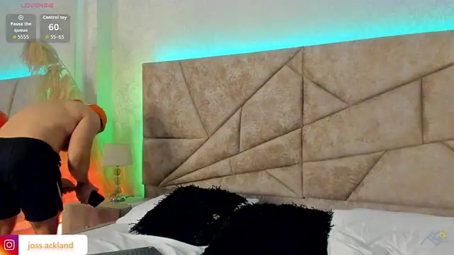 JossAckland online show from January 9, 9:33 pm