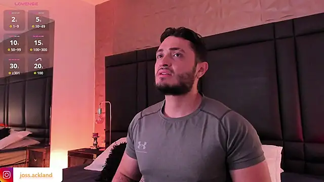 JossAckland online show from November 18, 8:01 pm