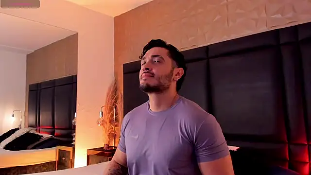 JossAckland online show from February 11, 7:47 pm