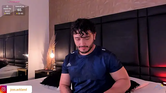 JossAckland online show from January 31, 8:18 pm