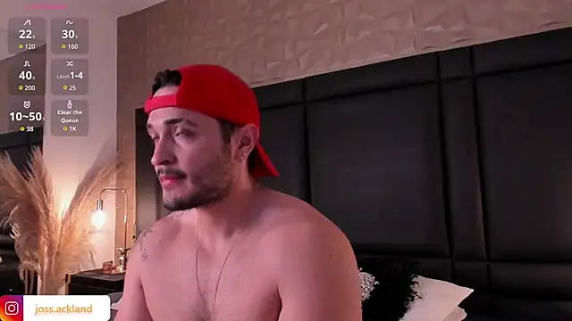 JossAckland online show from December 3, 7:46 pm