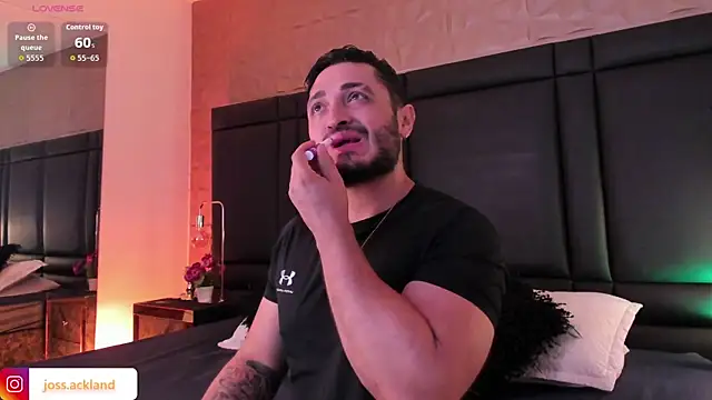 JossAckland online show from November 14, 8:01 pm