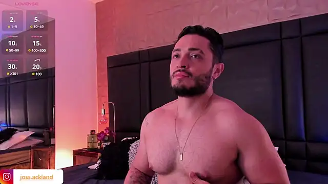 JossAckland online show from November 15, 8:24 pm