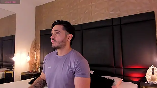 JossAckland online show from February 6, 8:16 pm