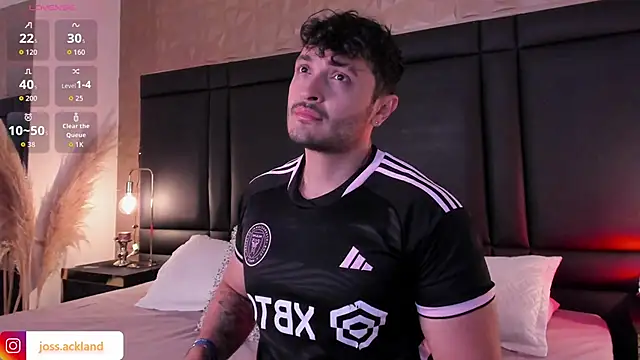 JossAckland online show from November 23, 7:24 pm