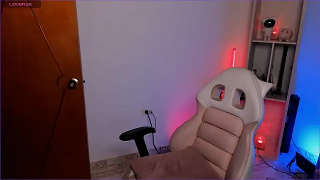 Snapshot of odelei chatting on November 17, 9:35 am odelei online show from November 17, 9:35 am