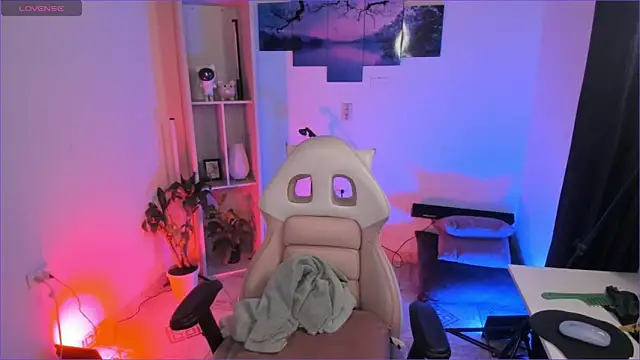 Snapshot of odelei chatting on November 5, 9:01 am odelei online show from November 5, 9:01 am