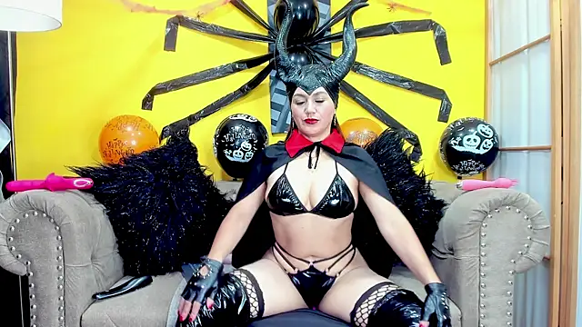 SusanSlim online show from October 29, 3:44 pm