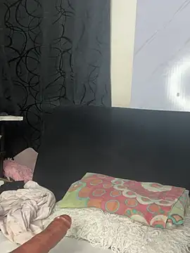 chiquimaturesexy online show from March 4, 9:00 pm