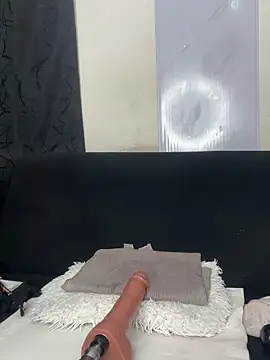 chiquimaturesexy online show from April 9, 9:10 pm