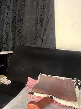 chiquimaturesexy online show from January 14, 11:30 pm