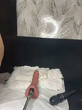 Snapshot of chiquimaturesexy chatting on May 16, 9:36 pm chiquimaturesexy online show from May 16, 9:36 pm