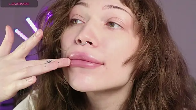 PaulaPratt online show from February 20, 5:15 am