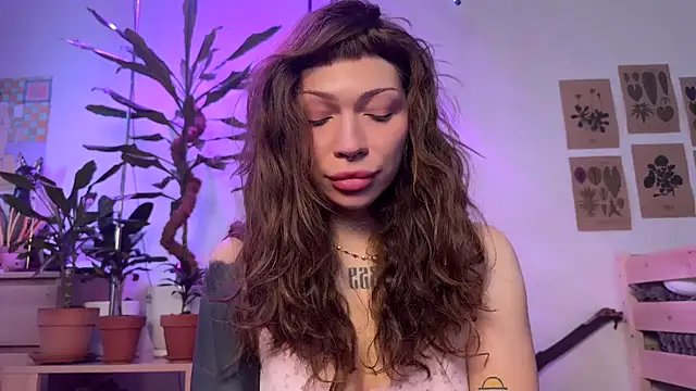 PaulaPratt online show from September 12, 6:35 am