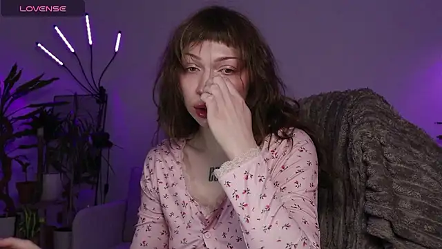 PaulaPratt online show from February 23, 4:25 am