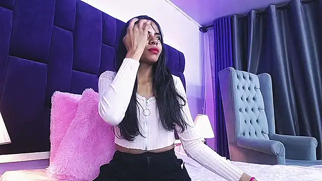 SaraFlores online show from December 12, 3:21 am