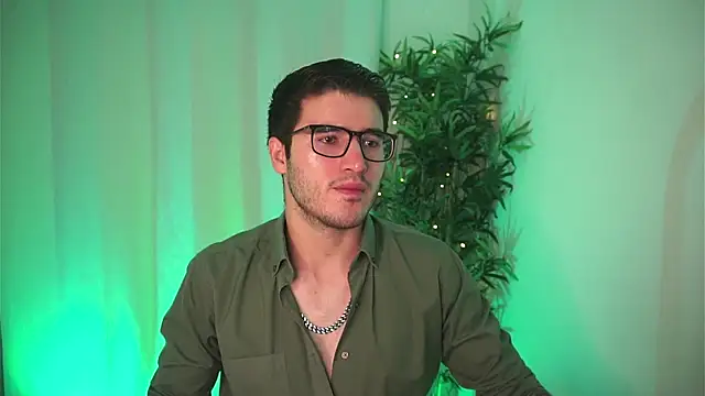 Tony Wylie online show from March 8, 1:25 pm