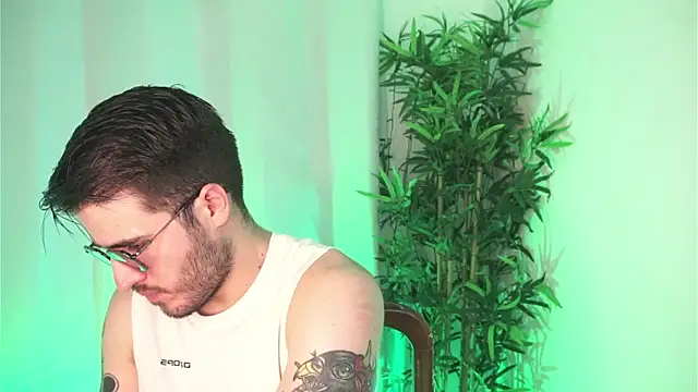 Tony Wylie online show from April 10, 3:19 pm