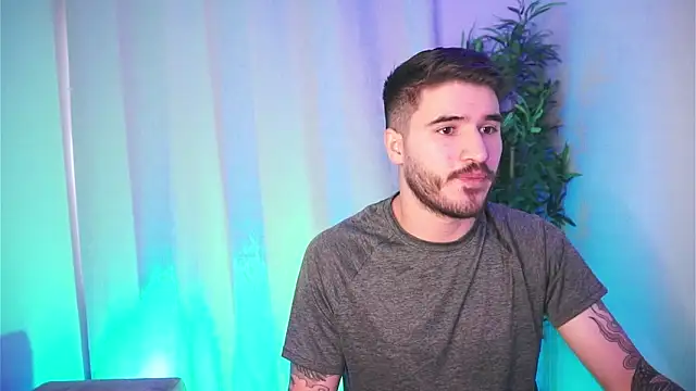 Tony Wylie online show from February 3, 8:58 pm