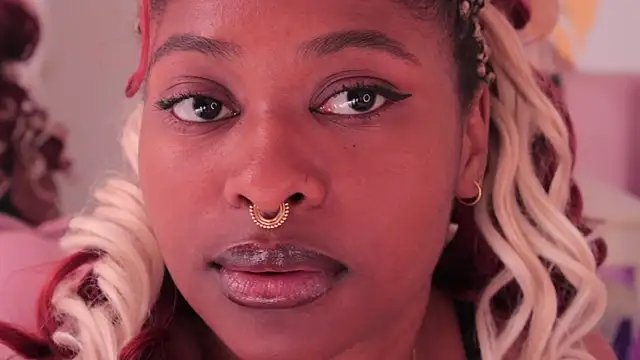 justnala  online show from April 4, 3:40 pm